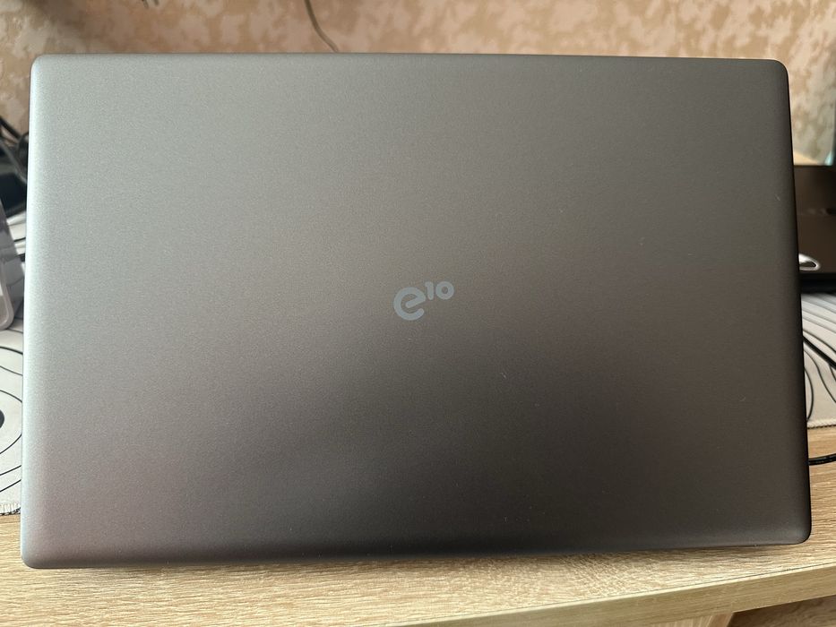 Продам ноутбук е10 acer