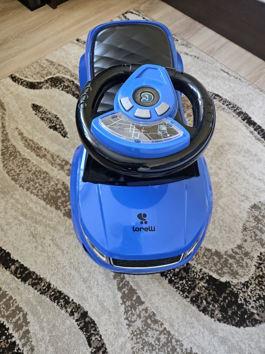 Кола за бутане ride on Lorelli