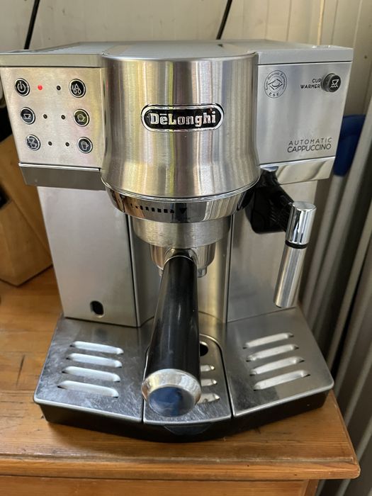 Aparat de cafea (cu cafea macinata ) Delonghi