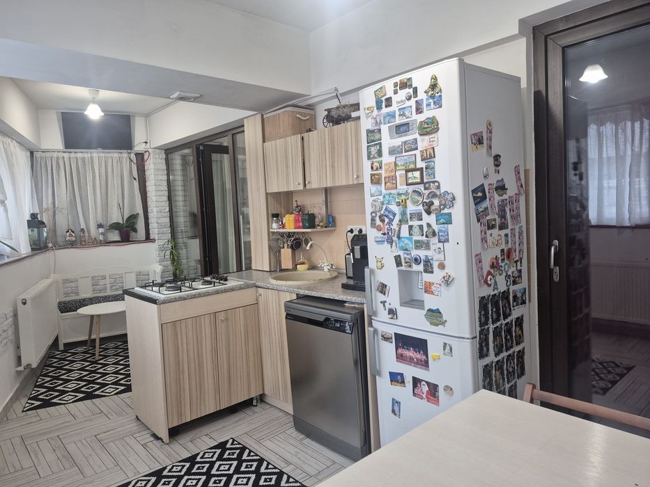 Apartament de vânzare