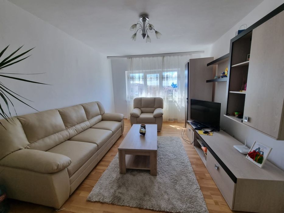 Vanzare apartament 2 camere utilat mobilat str Revoluției