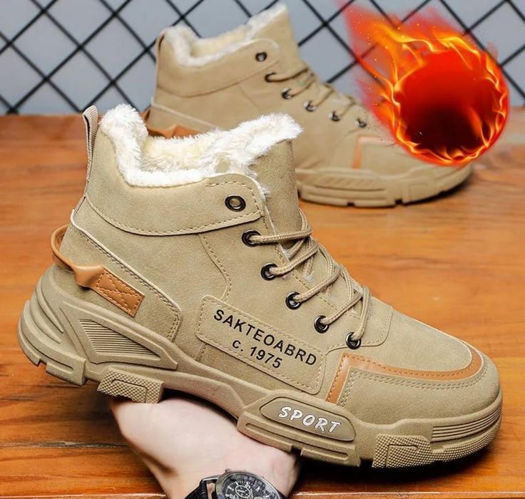 Продам  зимние кросовки