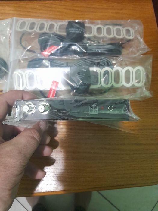 Receiver tv auto LEXFIELD DVB-FHD2-15