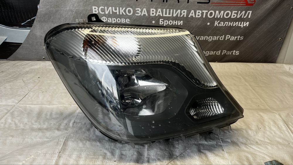 Ляв и десен фар Mercedes Sprinter