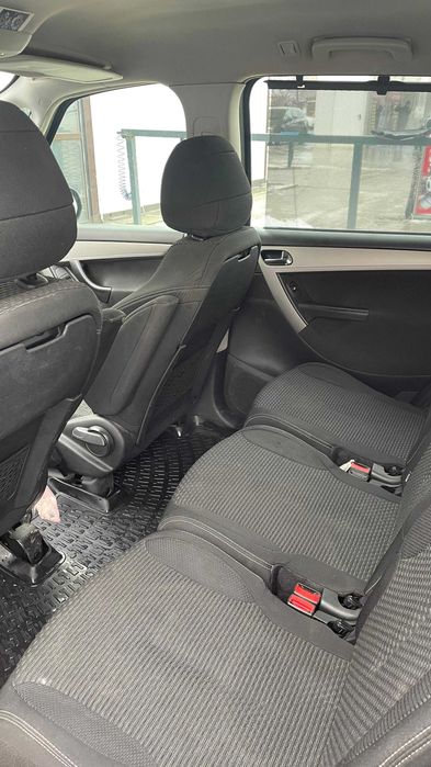 Citroen c4 GandPicasso 2013