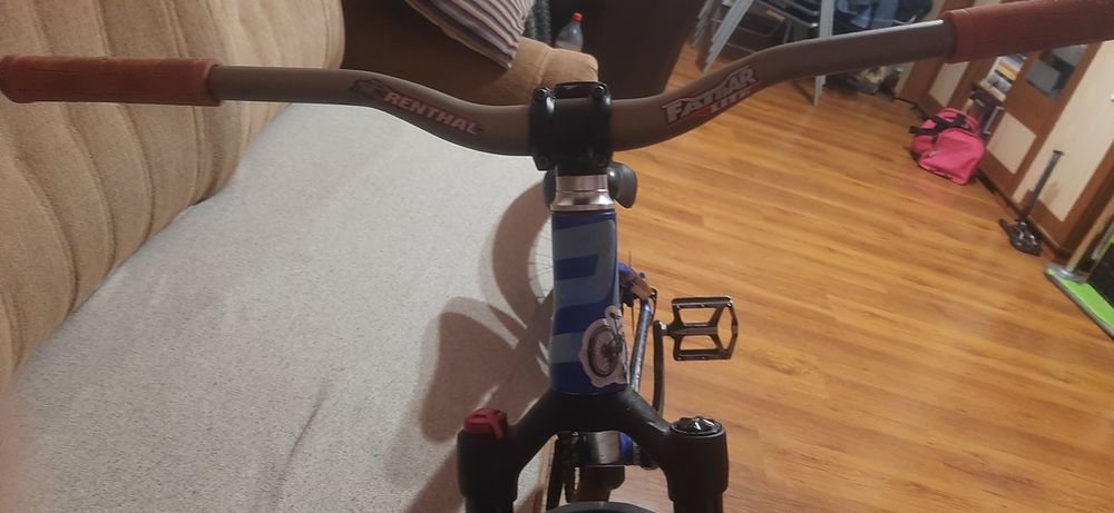 Dirt jumper dartmoor 26 player