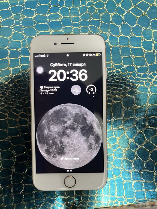 Айфон 8сстылад срочно