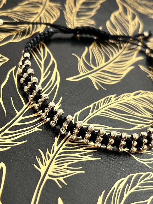 Brățară din șnur împletit reglabil cu biluțe de aur 14k! NU Vând la gr