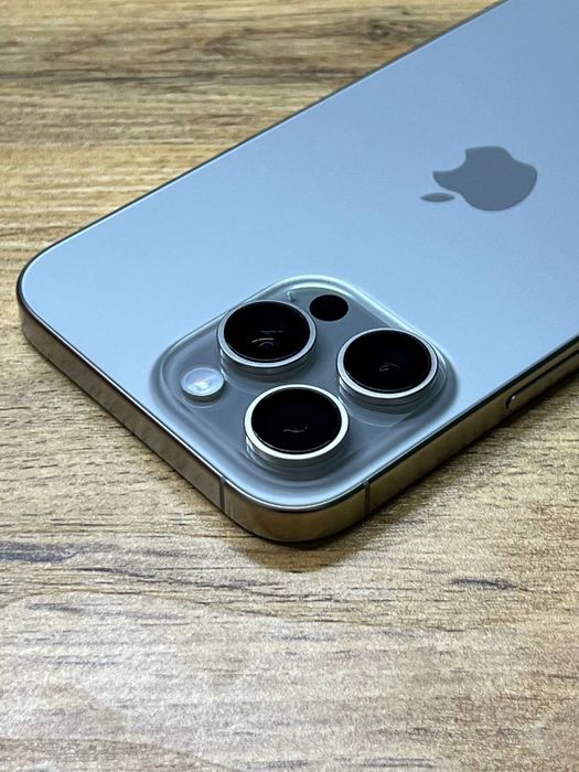 iPhone 16 Pro Max (256 Gb) в рассрочку от $128 в месяц