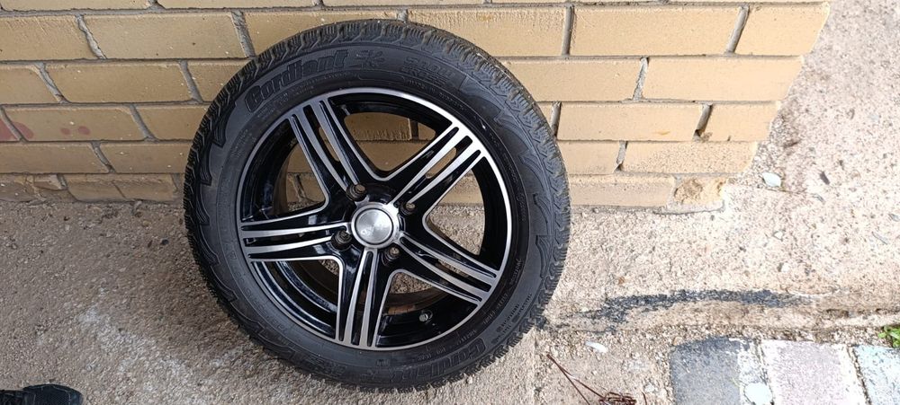 Продажа практически новые.