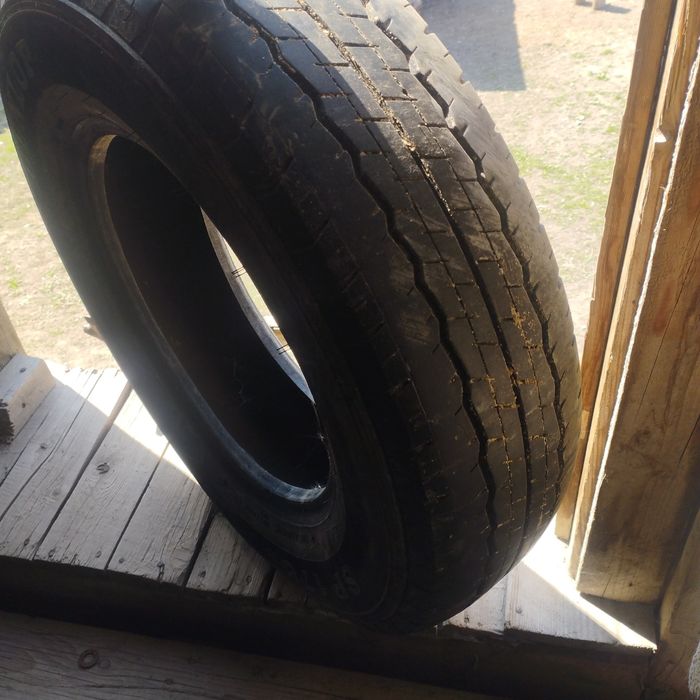 Продам летнюю шины