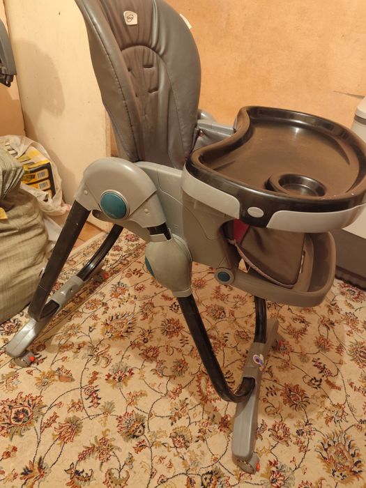 Детский стульчик для кормления