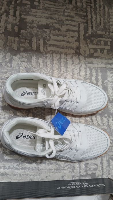 Кроссовки Asics Gel-Rocket 10 (Белые, дышащие)