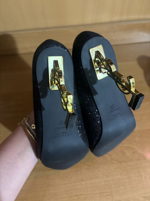 Туфли продам недорого