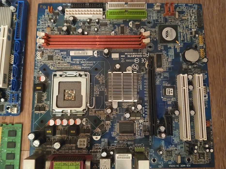 Комплектующие от пк