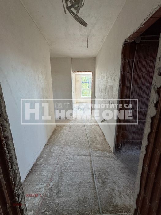 Продажба 3-стаен гр. София - Горубляне 108m²