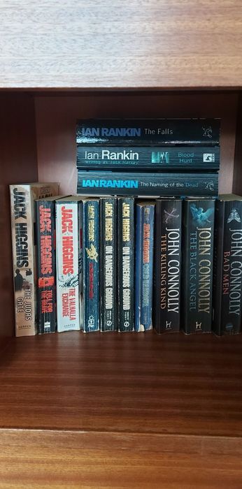 Книги на английски език