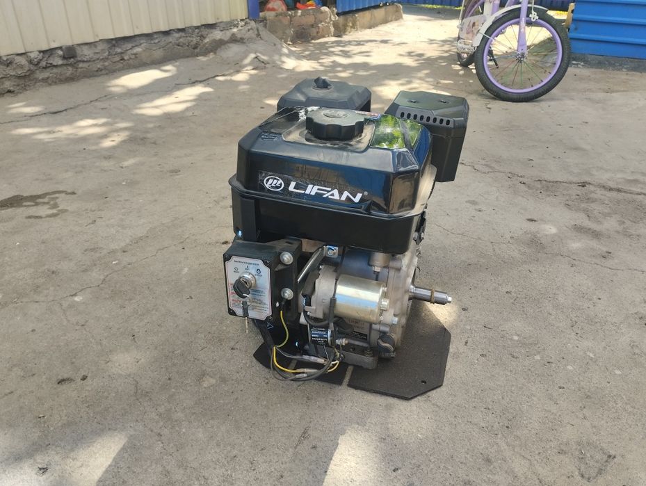 Продам двигатель Lifan KP270 10 лошадей.