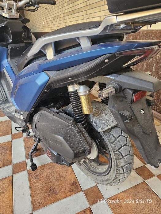 Skuter 150 kub sotiladi