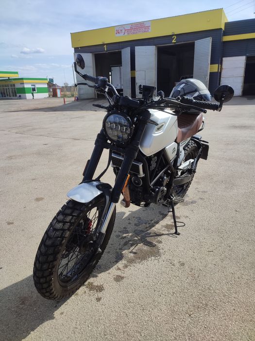 Минск скрамблер 250