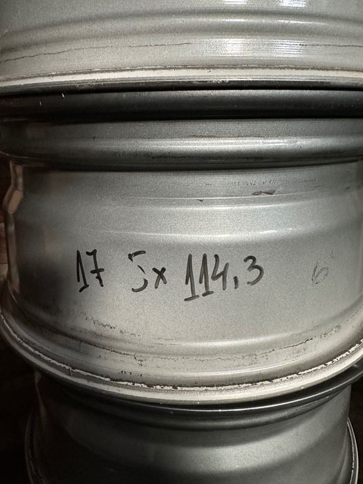 Джанти Alutec 17” 5x114.3 7.5j ET47