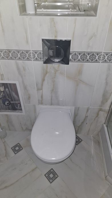 Продам Унитазы инсталляция 2 шт