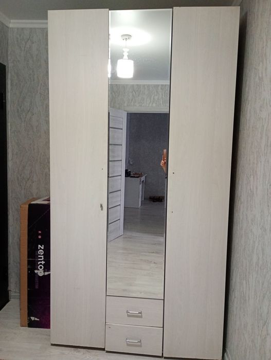 Шкаф  недорого    ,25000