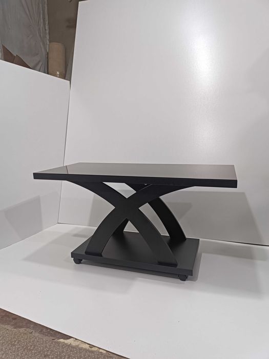 Стол журнальный столик.Мебель.