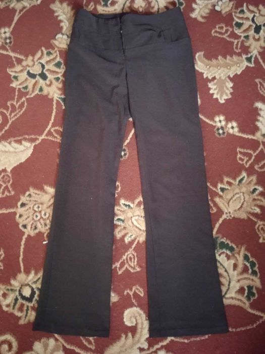 Продаю женские брюки, штаны, джинсы и юбки