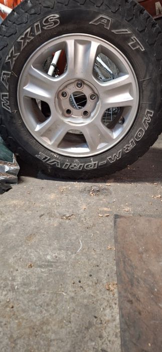 Офроуд гуми Maxxis