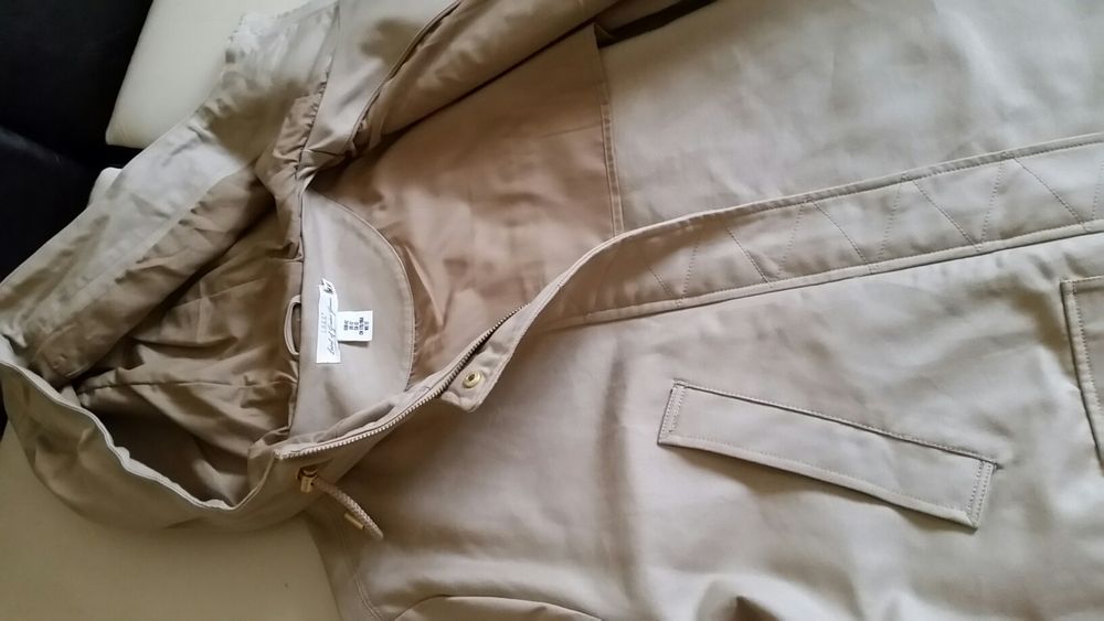 Haina dama cu gluga noua