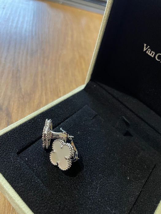 Van Cleef & Arpels - Cercei Silver White