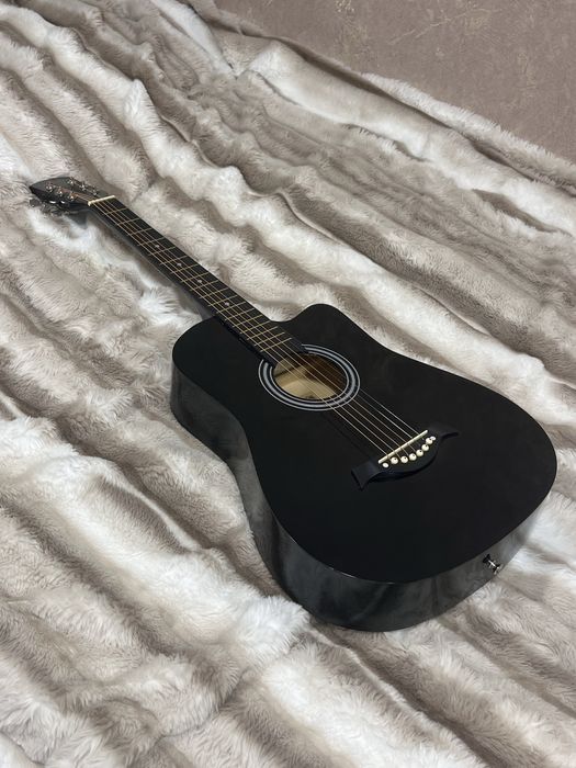 акустическая гитара, новая