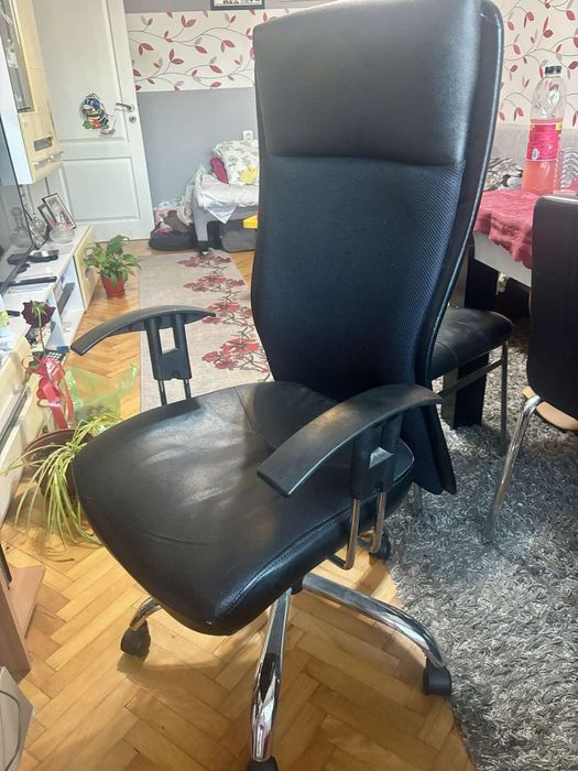 Офис стол президентски