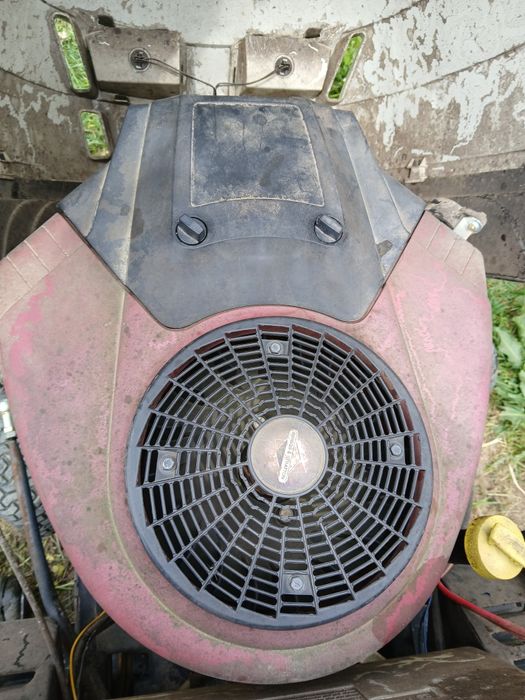 Vand tractoras de gazon Viking Cyclon