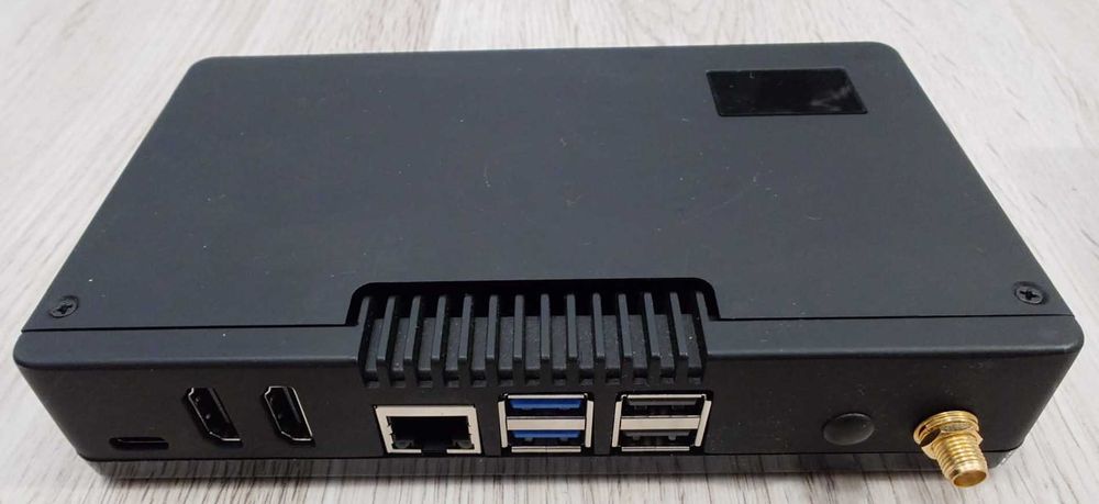 Raspberry PI5, 16GB RAM, Carcasa Argon One V5 M2 NVME cu ZigBee Module