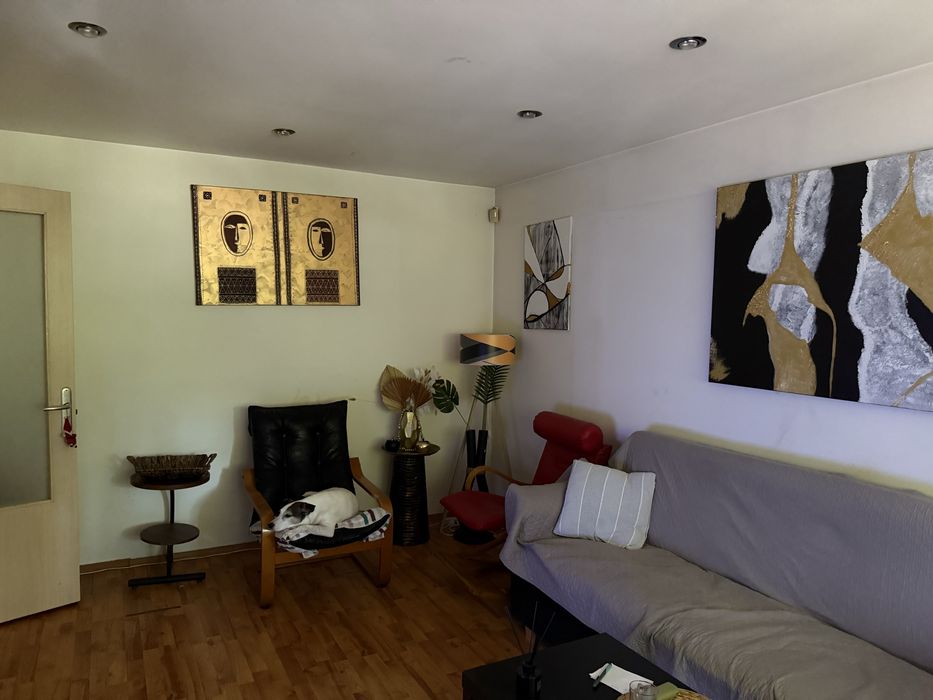 Vanzare apartament 3 camere
