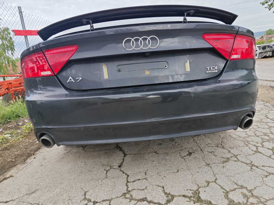 На части Audi A7 S7 4G8 кожен салон 245кс дизел Автомат