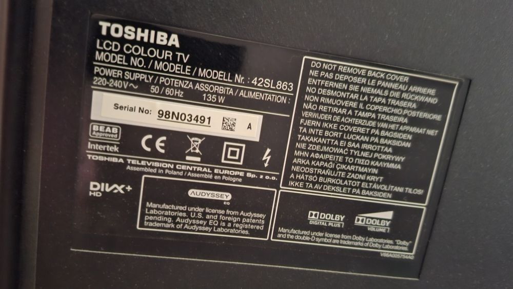 Продавам телевизор Toshiba 42 инча