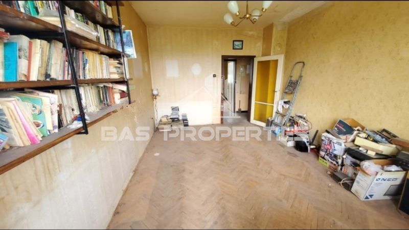 Продава се Двустаен апартамент в София, Свобода - 67 кв.м за 1792 €/кв.м - Снимка #1