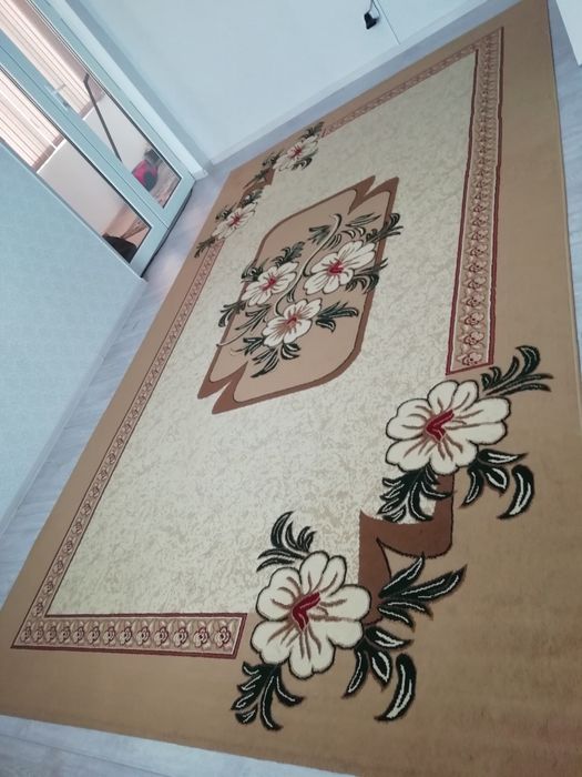 Продаётся ковёр в после химчистка