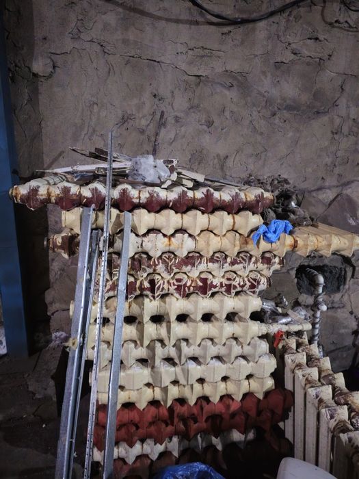 Продам Чугунные батареи