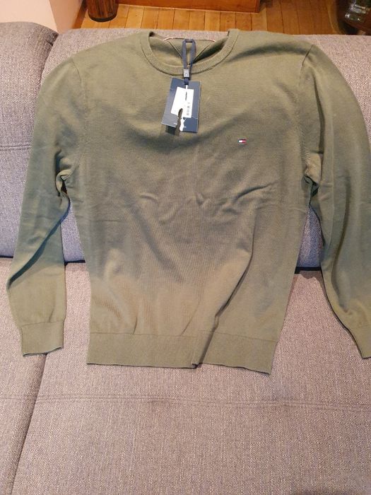 Vand pulovere barbat noi originale Tommy Hilfiger