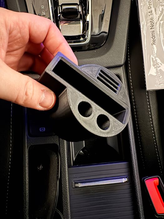 Skoda Octavia 4 - Поставка за телефон тип cupholder