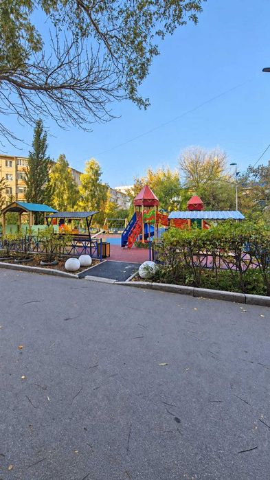 продается 2хкомнатная квартира в 9 мкр