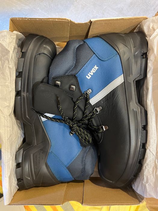 Vând bocanci de protecție, 45 uvex S3 SRC 6513.2