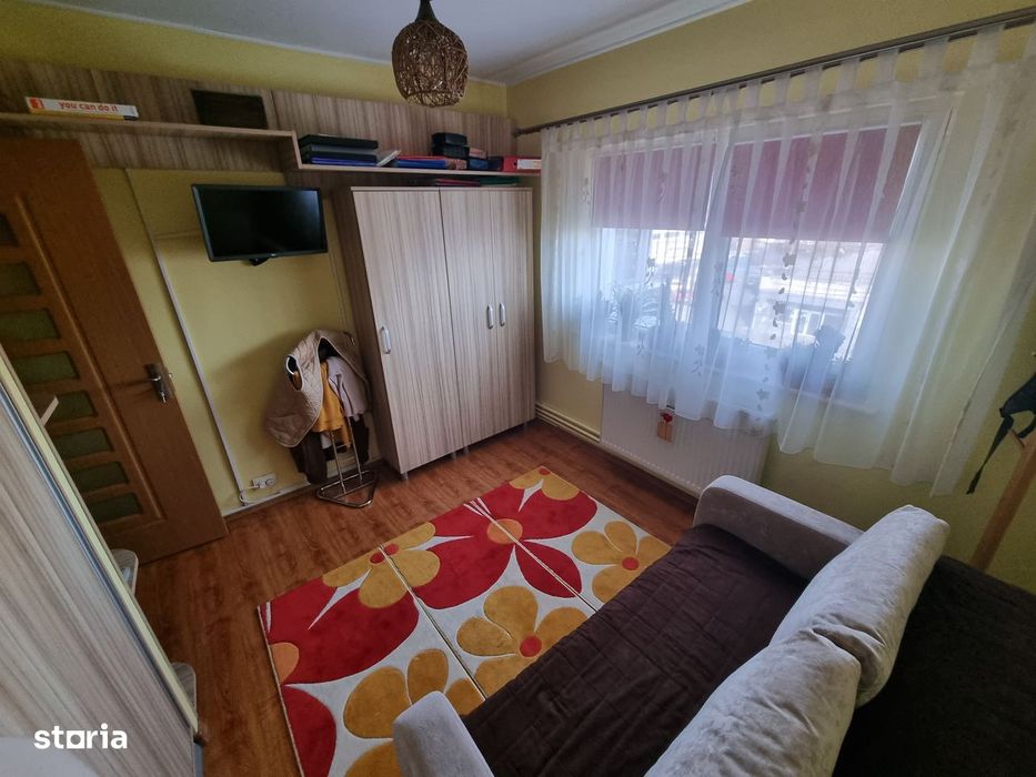 Apartament 2 camere decomandat zona Km 4-5