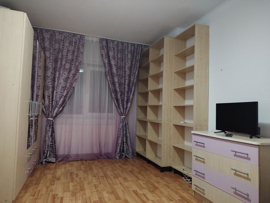 Vand garsonieră mobilata 28mp, Et.1 / Autogara Vulturul, Mioveni /Pretabil ca investiție pt. închiriere