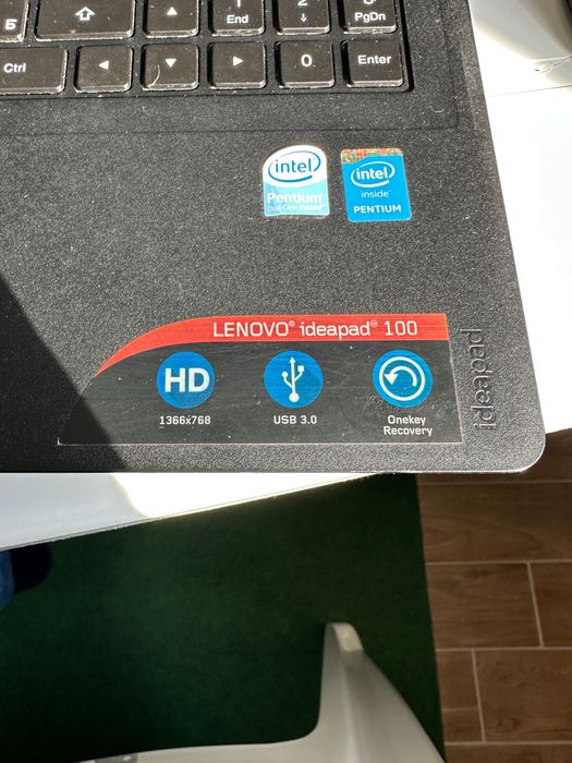 Лаптоп Lenovo (Леново)