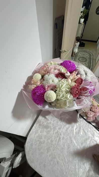 Цветы букет продам  10,000 тг